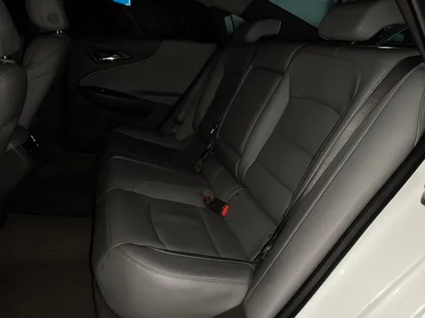 Chevrolet Malibu XL