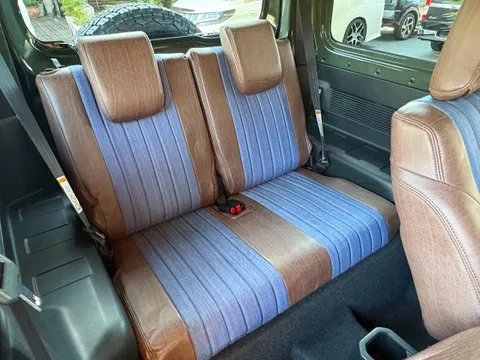 Suzuki Jimny Sierra