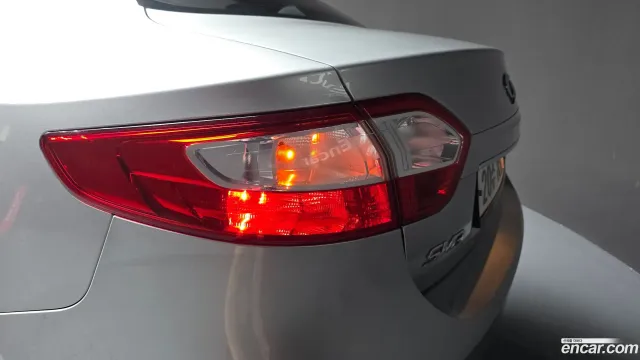 Renault SM3