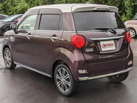 Toyota Pixis Joy
