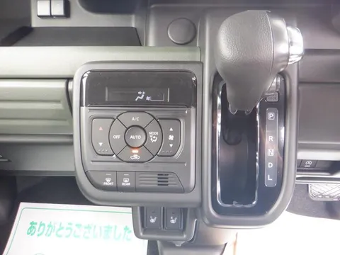 Suzuki Spacia Gear