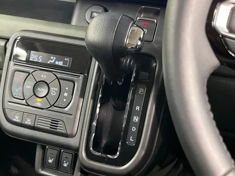 Suzuki Spacia Gear
