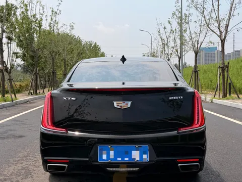 Cadillac XTS