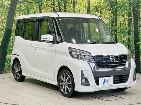 Nissan Dayz Roox