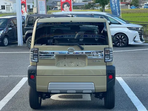 Daihatsu Taft
