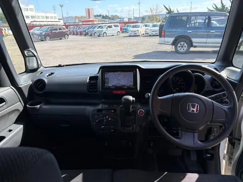 Honda N-BOX Plus