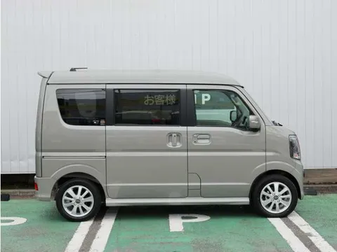 Nissan Clipper Rio