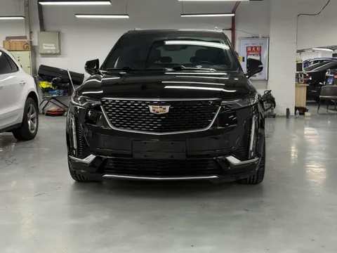 Cadillac XT6