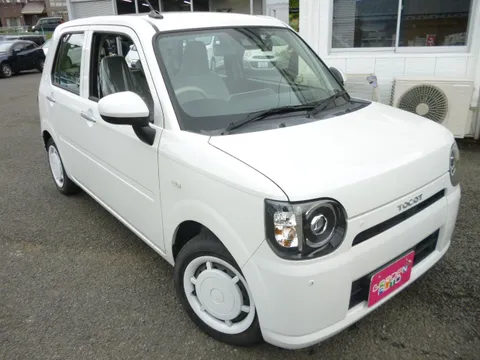 Daihatsu Mira Tocot