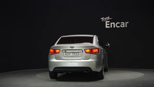 Kia Cerato (Forte)