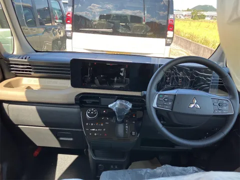 Mitsubishi Delica Mini