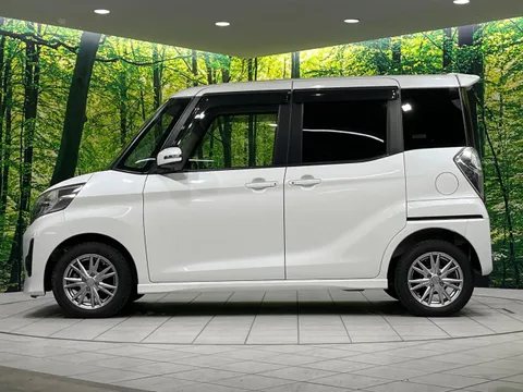 Mitsubishi eK Space Custom