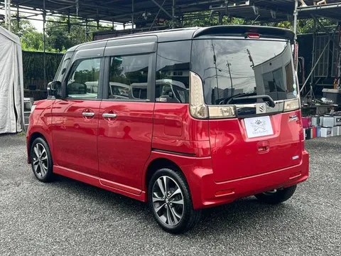 Suzuki Spacia Custom Z