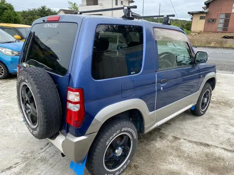 Mitsubishi Pajero Mini