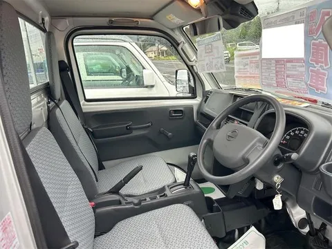Nissan Clipper Truck