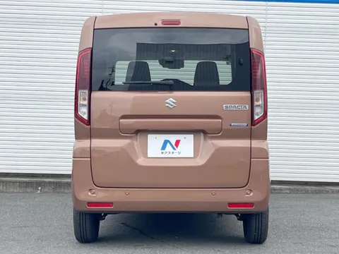 Suzuki Spacia
