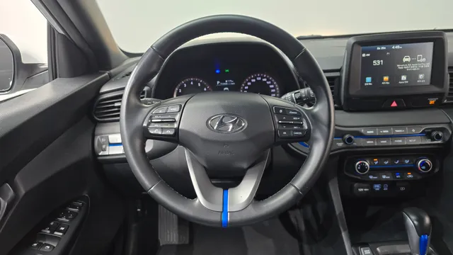 Hyundai Veloster