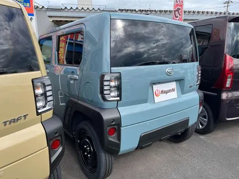 Daihatsu Taft
