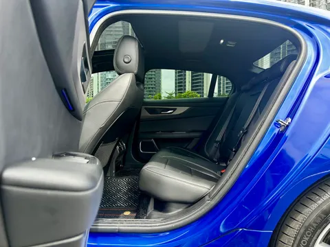 Jaguar XEL