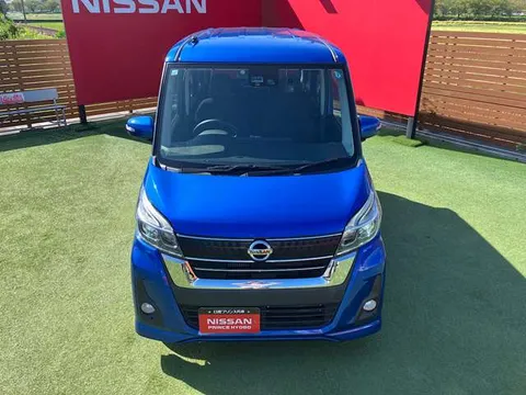 Nissan Dayz Roox
