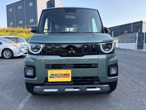 Mitsubishi Delica Mini