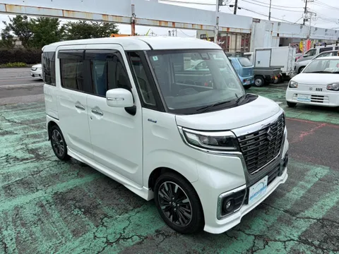 Suzuki Spacia Custom