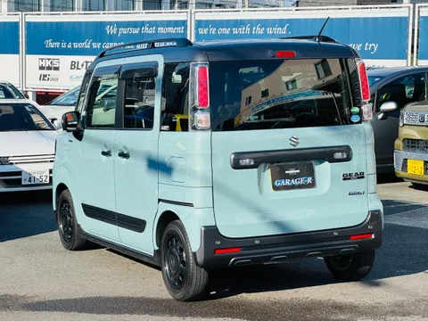Suzuki Spacia Gear