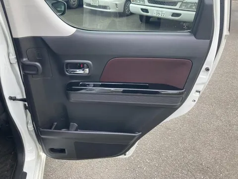 Suzuki Wagon R Stingray