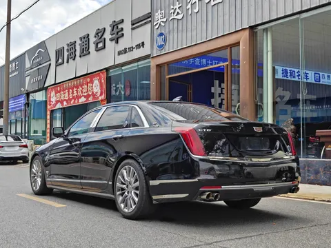 Cadillac CT6