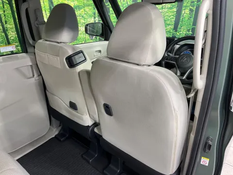 Mitsubishi eK Space