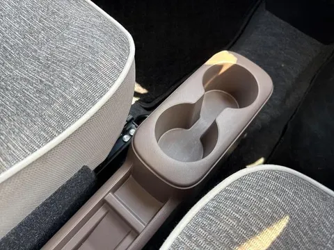 Daihatsu Mira Tocot
