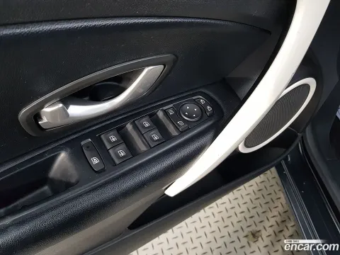 Renault SM3