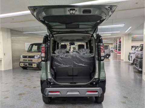 Mitsubishi Delica Mini