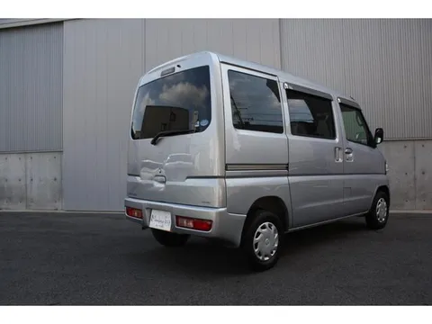 Mitsubishi Minicab Van