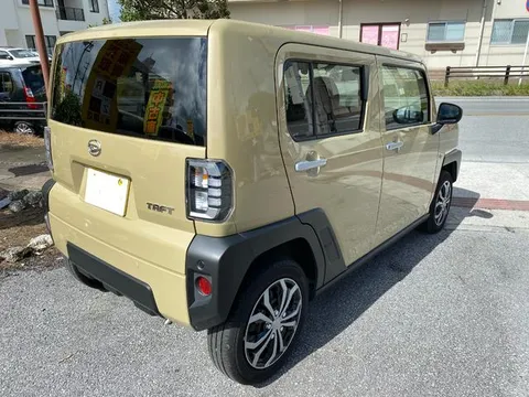 Daihatsu Taft