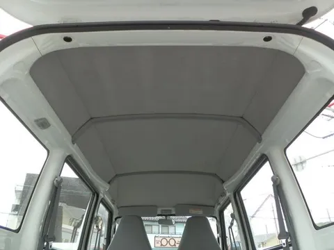 Mitsubishi Minicab Van