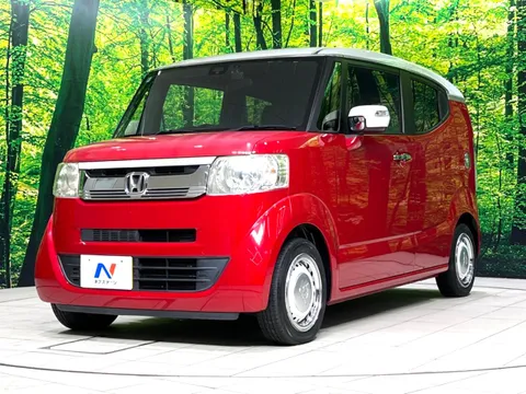 Honda N-BOX Slash