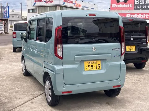 Suzuki Spacia