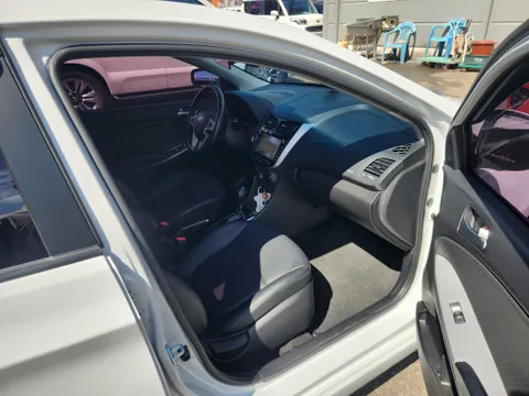 Hyundai Accent
