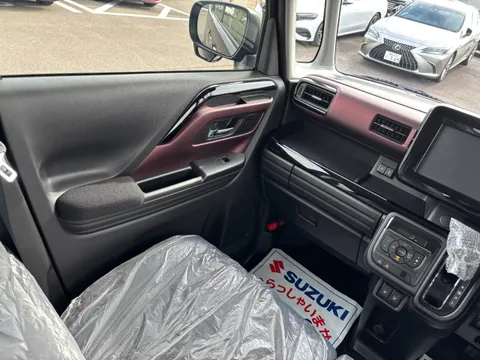 Suzuki Spacia Custom