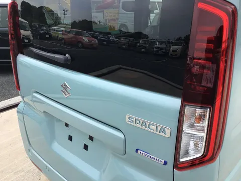 Suzuki Spacia
