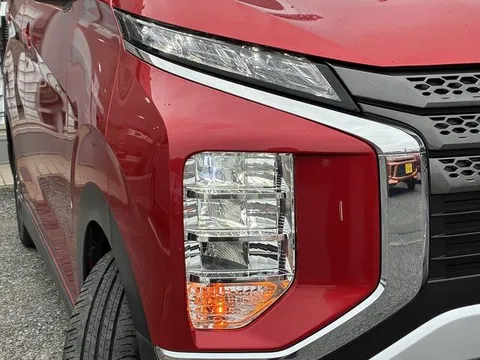 Mitsubishi eK X