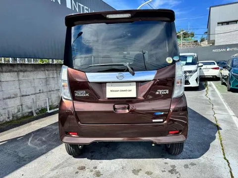 Nissan Dayz Roox