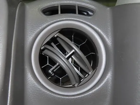 Mitsubishi Minicab Van