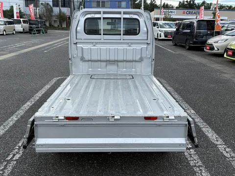 Nissan Clipper Truck