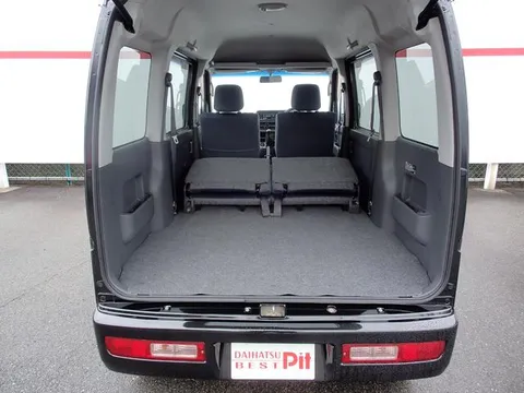 Toyota Pixis Van
