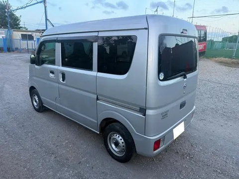 Nissan Clipper