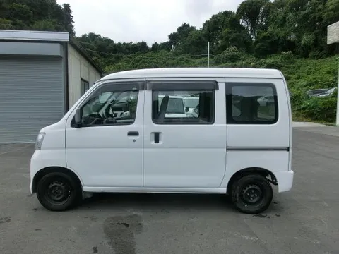 Subaru Sambar Van