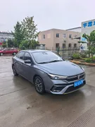 Roewe i5