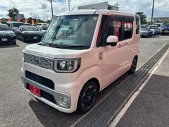 Toyota Pixis Mega